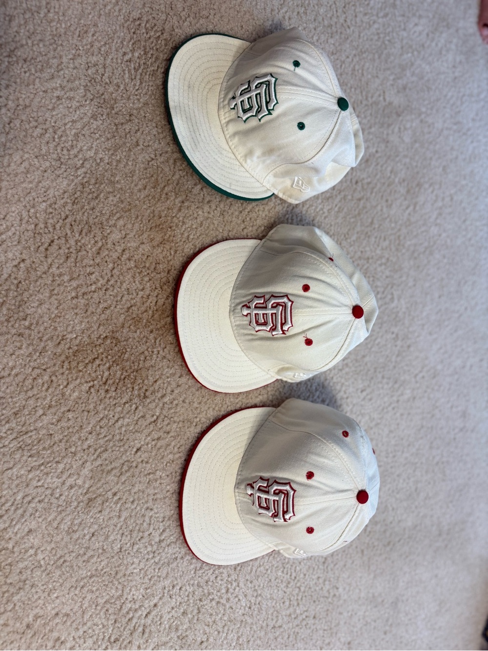 Vintage New Era San Francisco Giants 59FIFTY Fitted Hats – Lot of 3